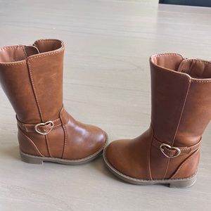 Heart buckle boots from the children’s place